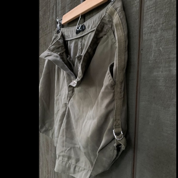 Volcom shorts - Picture 3 of 4